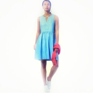 Tommy Hilfiger Fit and flair blue chambray Sleeveless lightweight Denim Dress